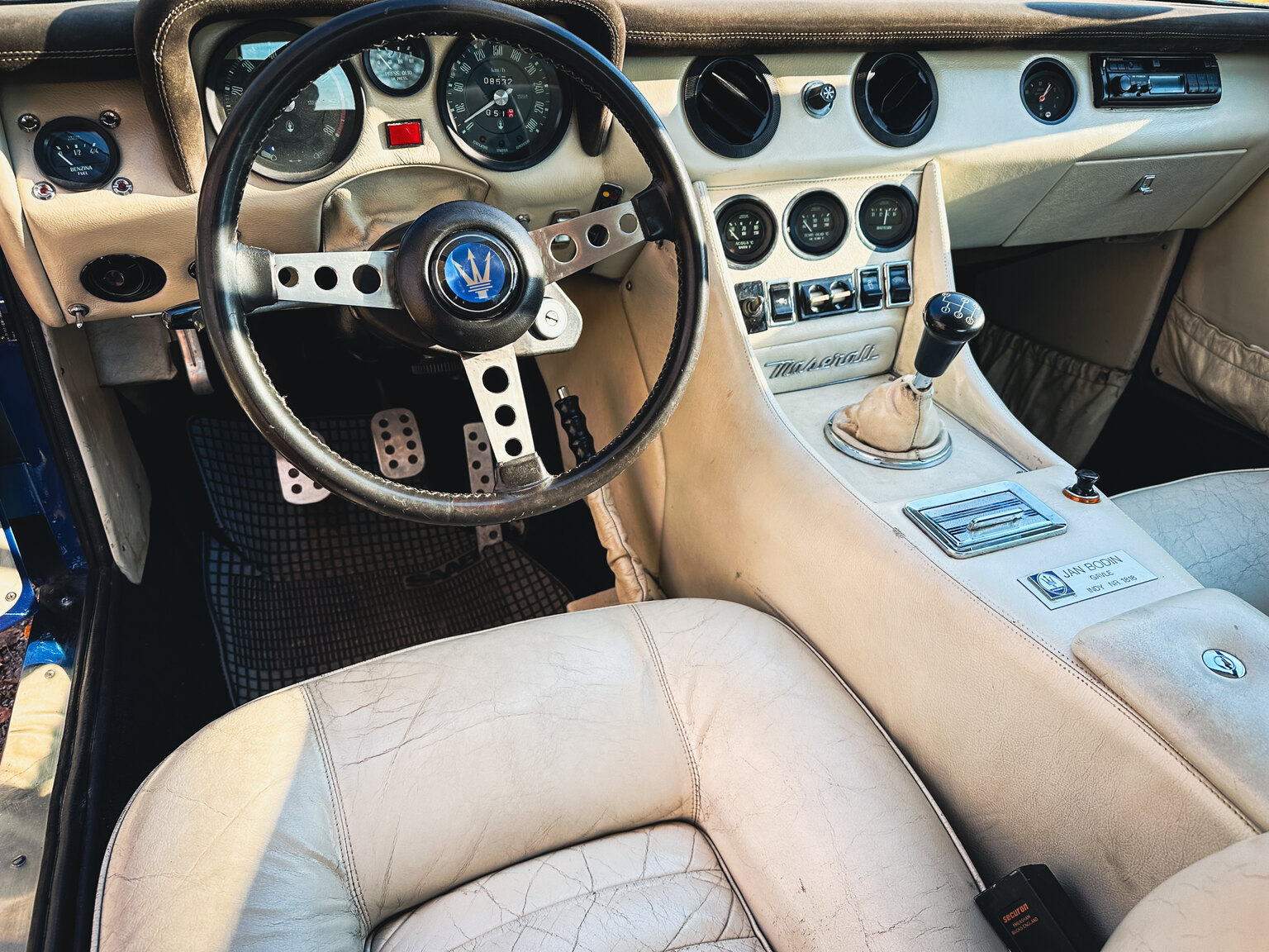 Interiörbild 1973 Maserati Indy