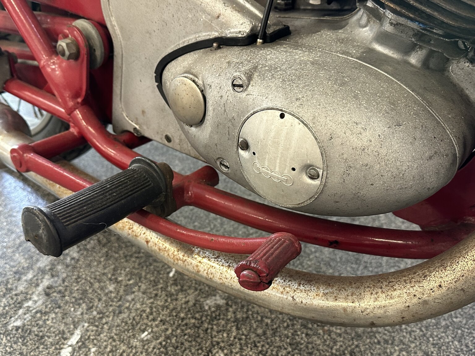 Image of 1953 NV36 mechanics