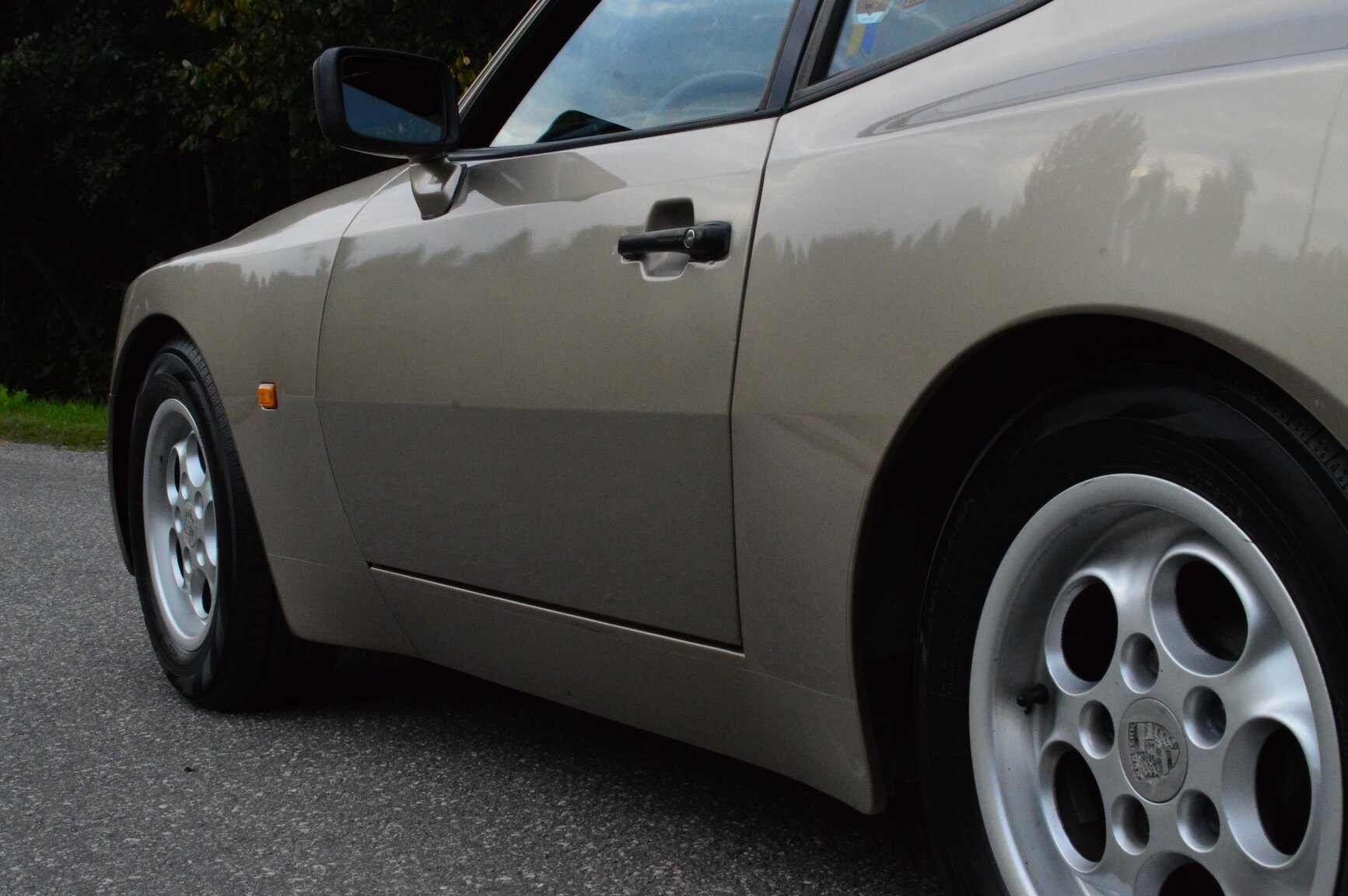 Exteriörbild på 1986 Porsche 944 Coupé