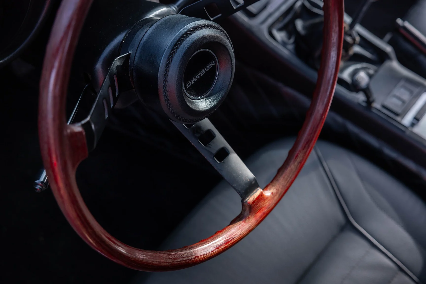 Innenraumfoto von 1973 Datsun 240Z Euro Spec (20)