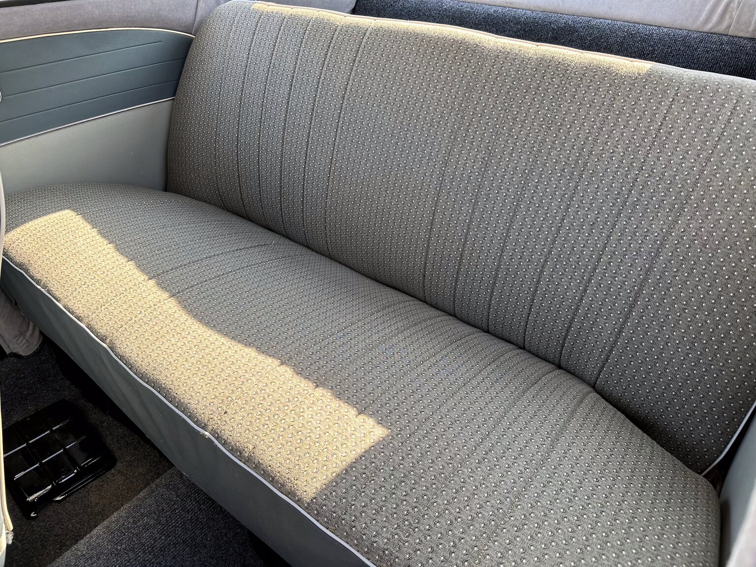 Innenraumfoto von 1958 Volkswagen 1200 Beetle