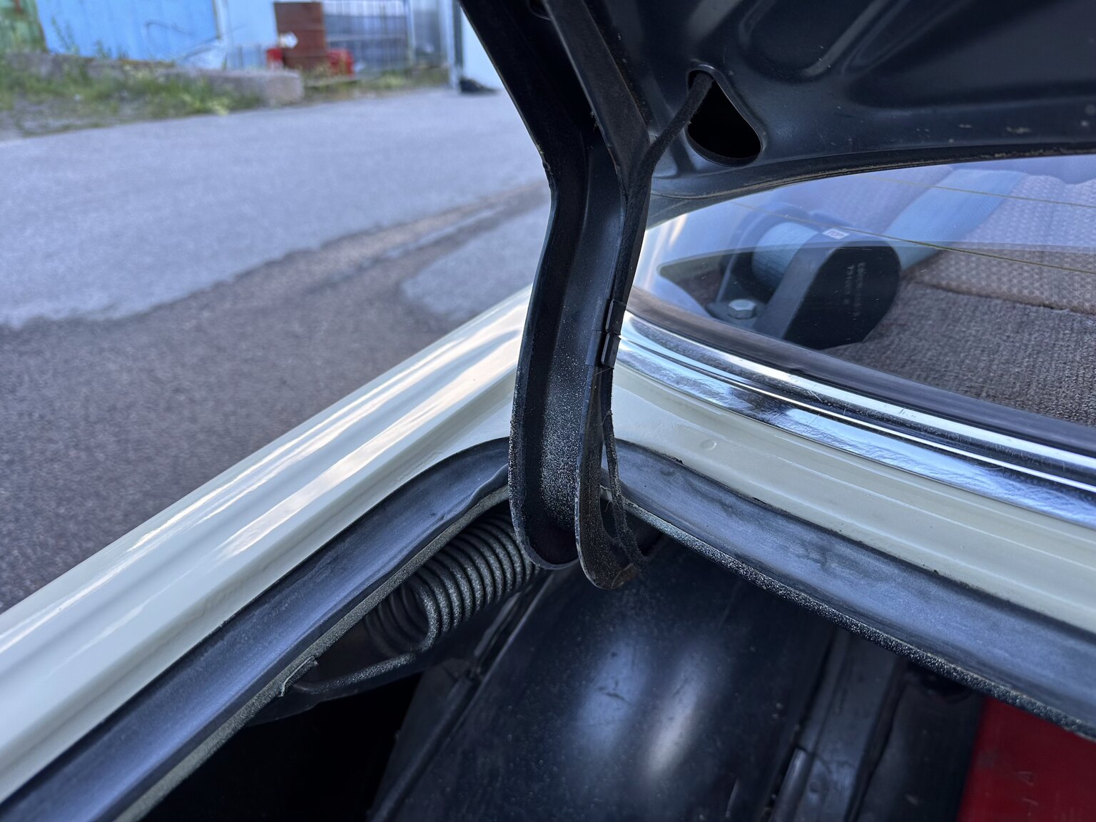 Innenraumfoto von 1974 Mercedes Benz 230.6