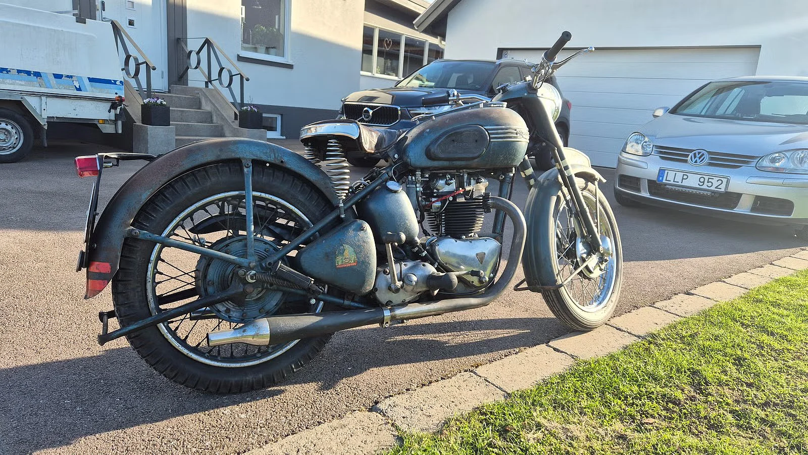 Aussenfoto 1954 Triumph Thunderbird 6T (9)