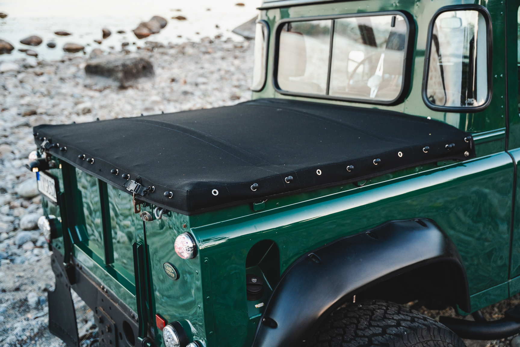 Aussenfoto 2003 Land Rover Defender TD5 90 Pickup (38)