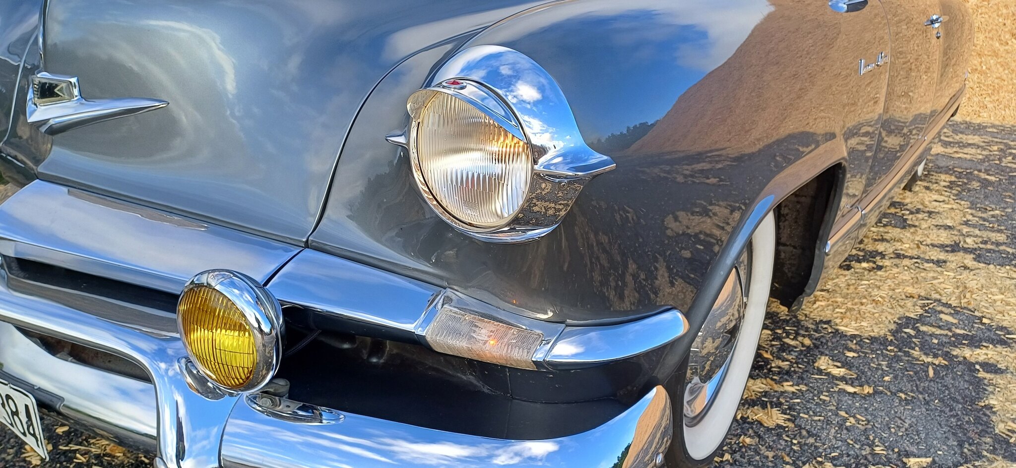 Aussenfoto 1953 Kaiser Deluxe Club 2-door