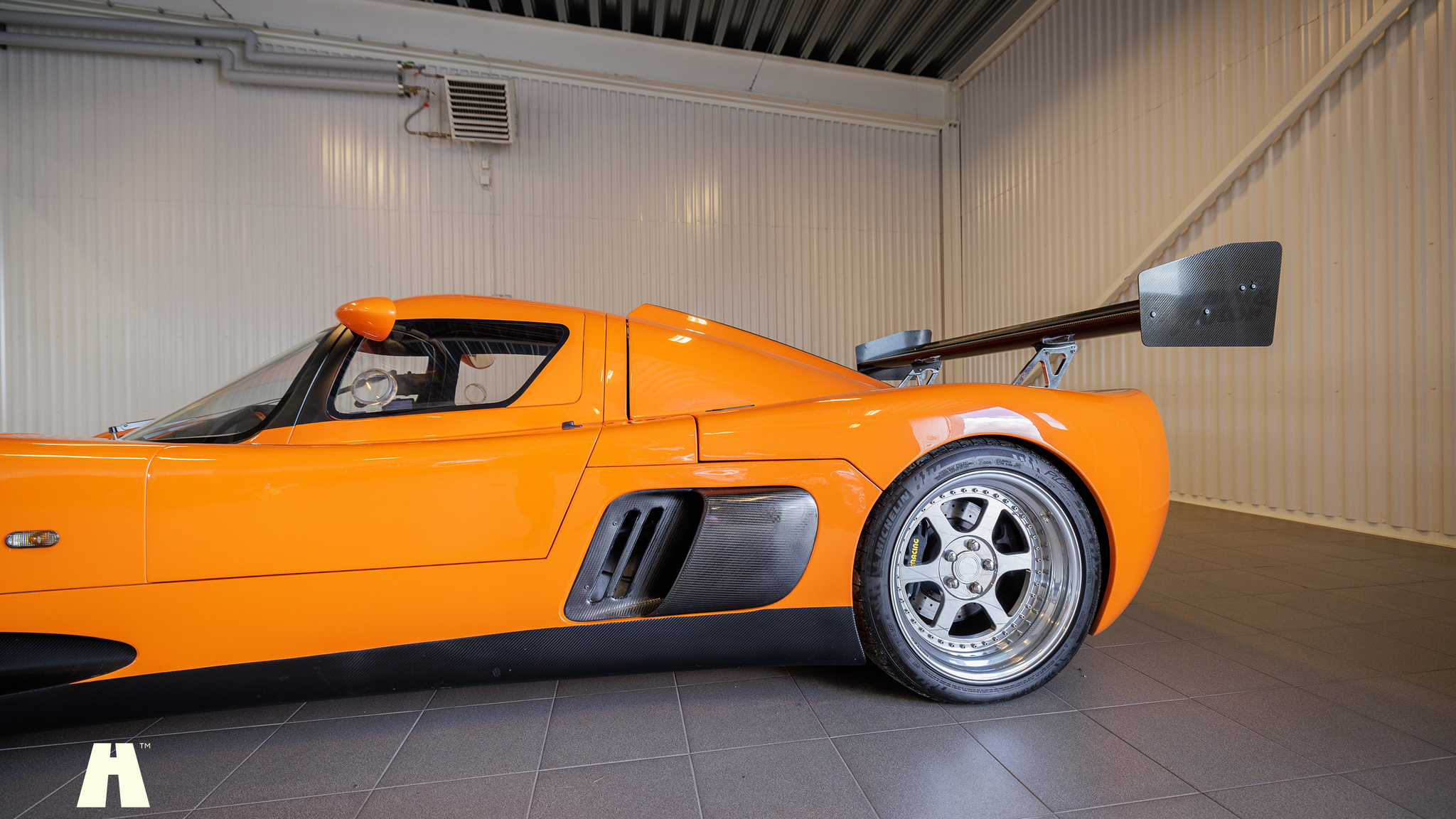 Exterior image of 2006 Ultima GTR (87)