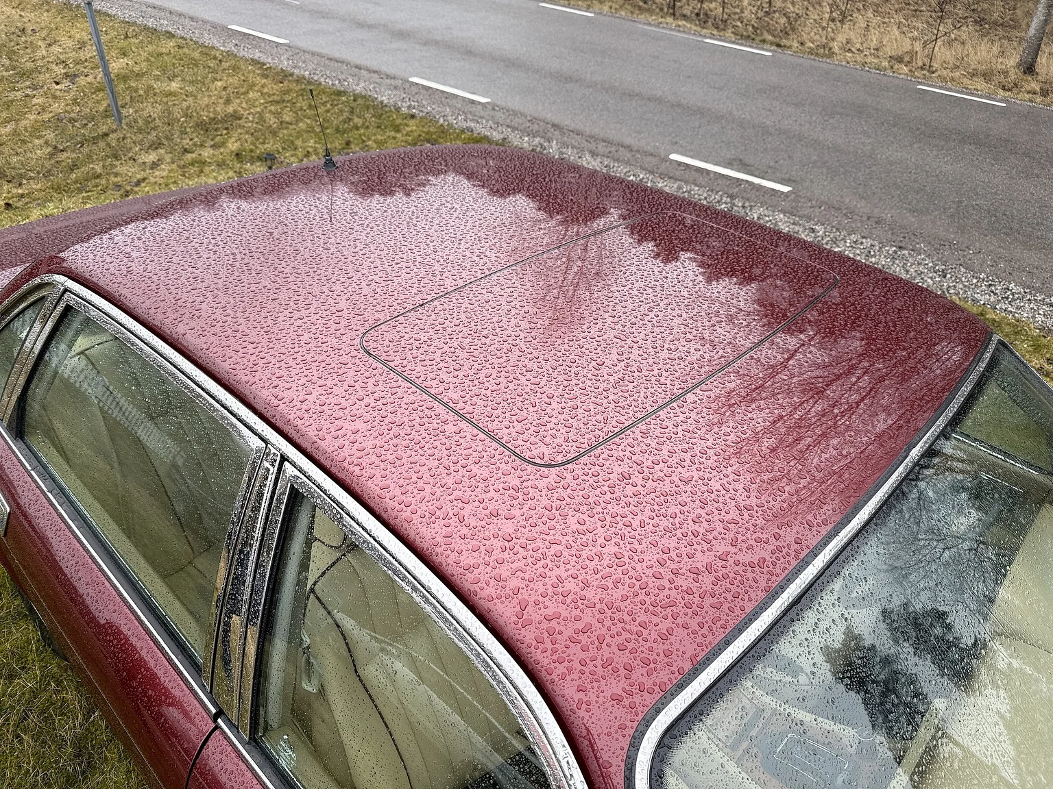 Exterior image of 1991 Jaguar XJ40 Sovereign (38)