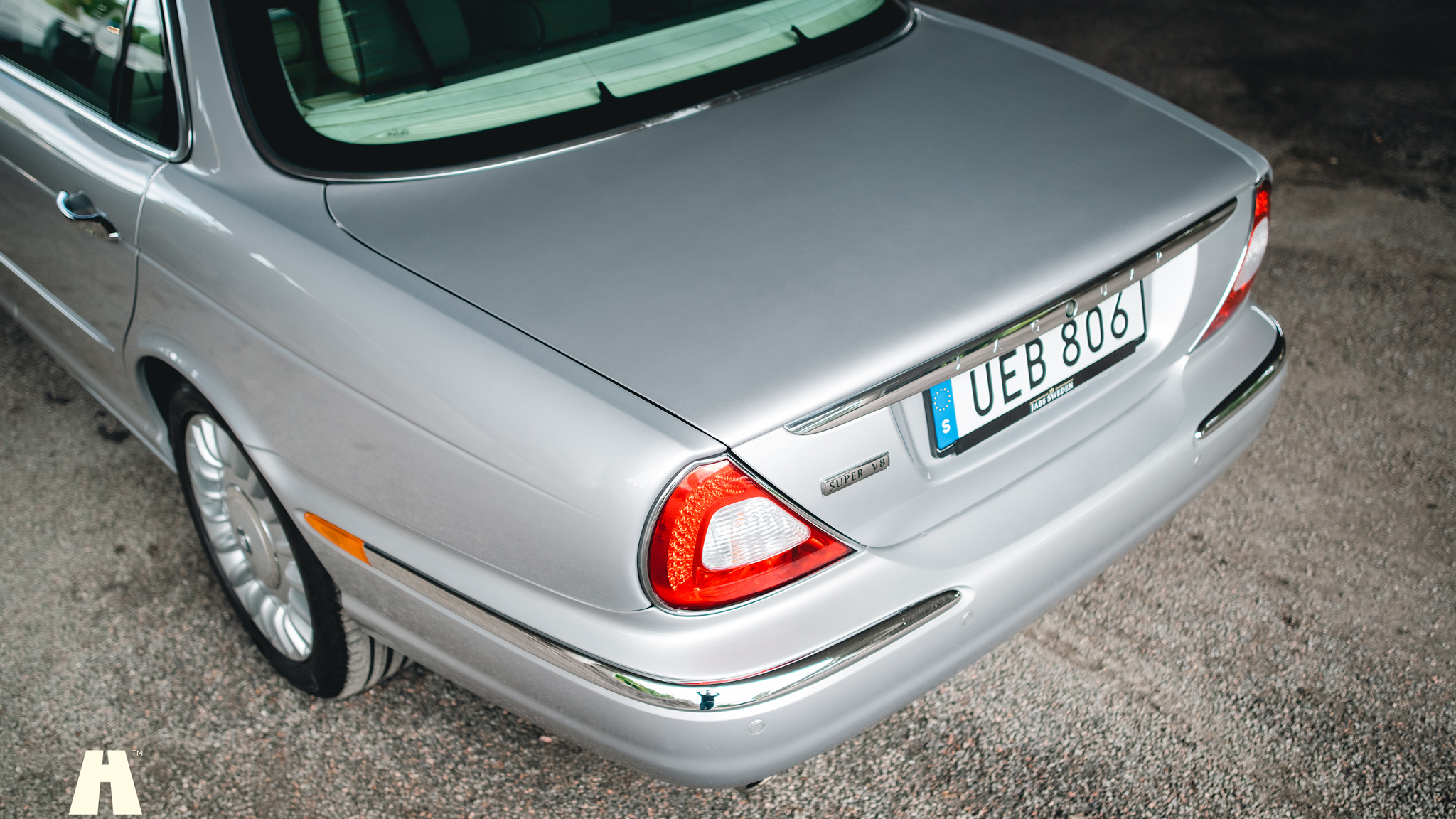 Exteriörbild på 2003 Jaguar XJ Super V8