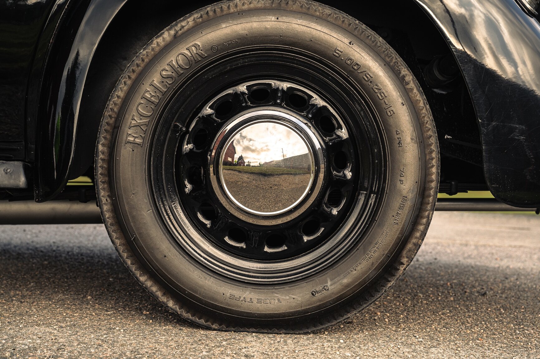 Exterior image of 1937 Austin Ten-Four 10-4
