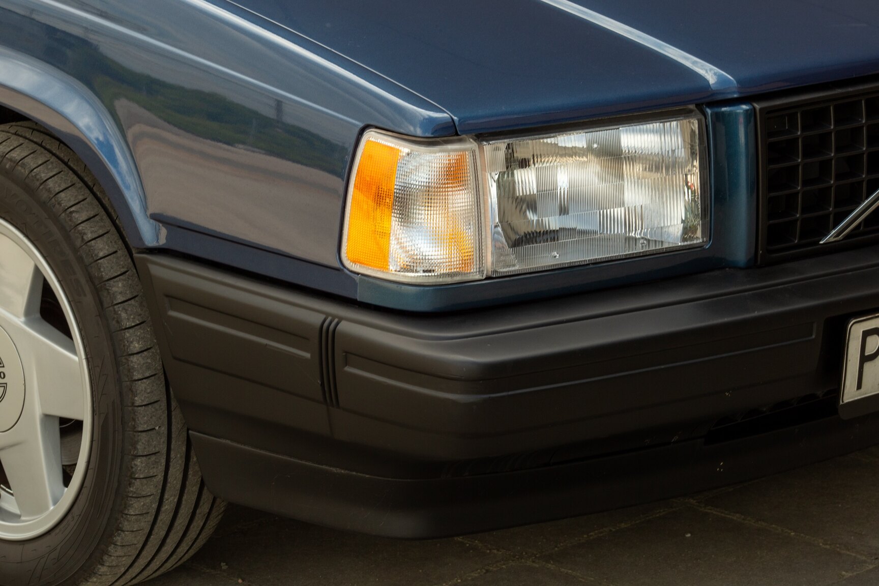 Exteriörbild på 1990 Volvo 745 Turbo (10)