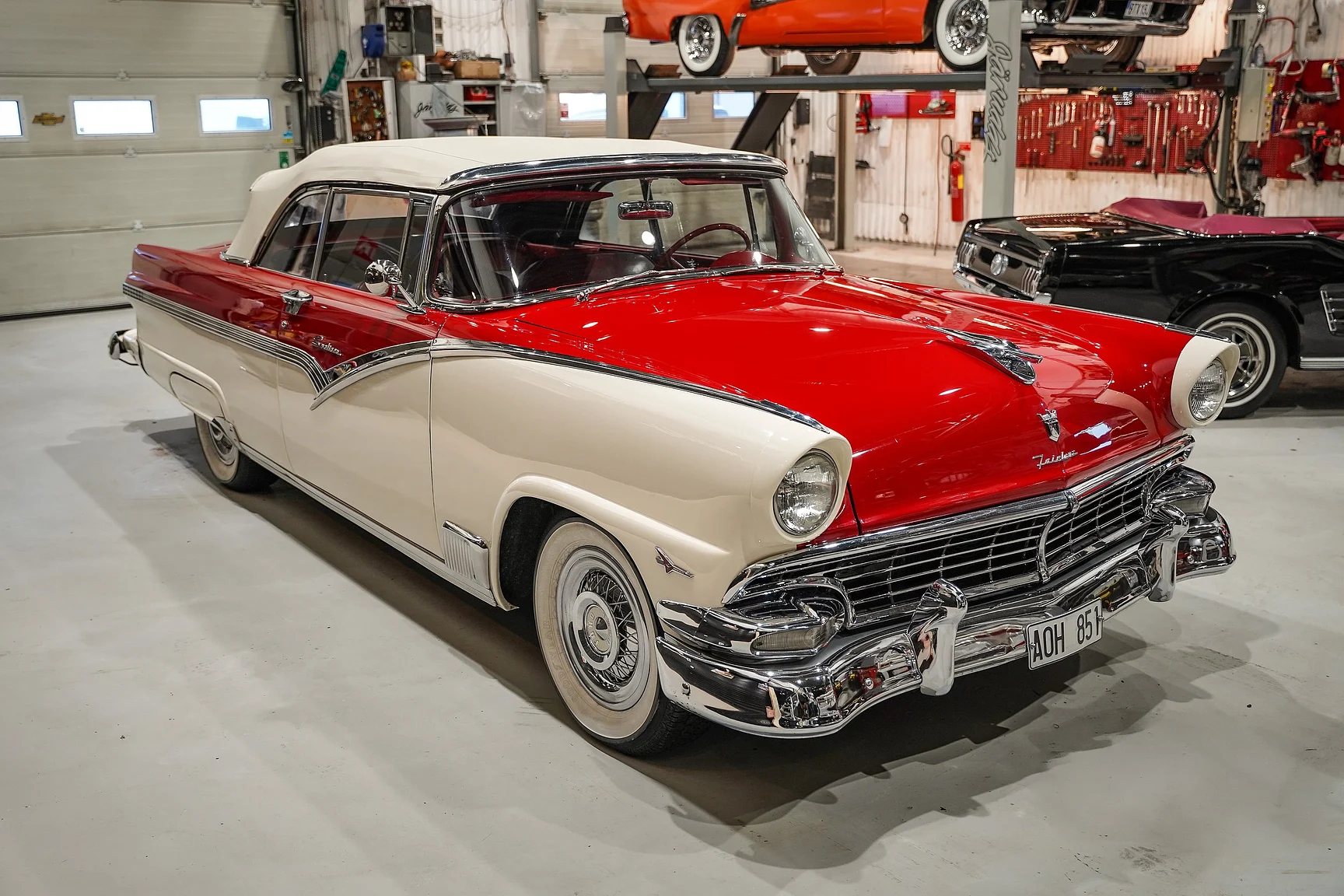 Aussenfoto 1956 Ford Fairline Sunliner V8 (24)