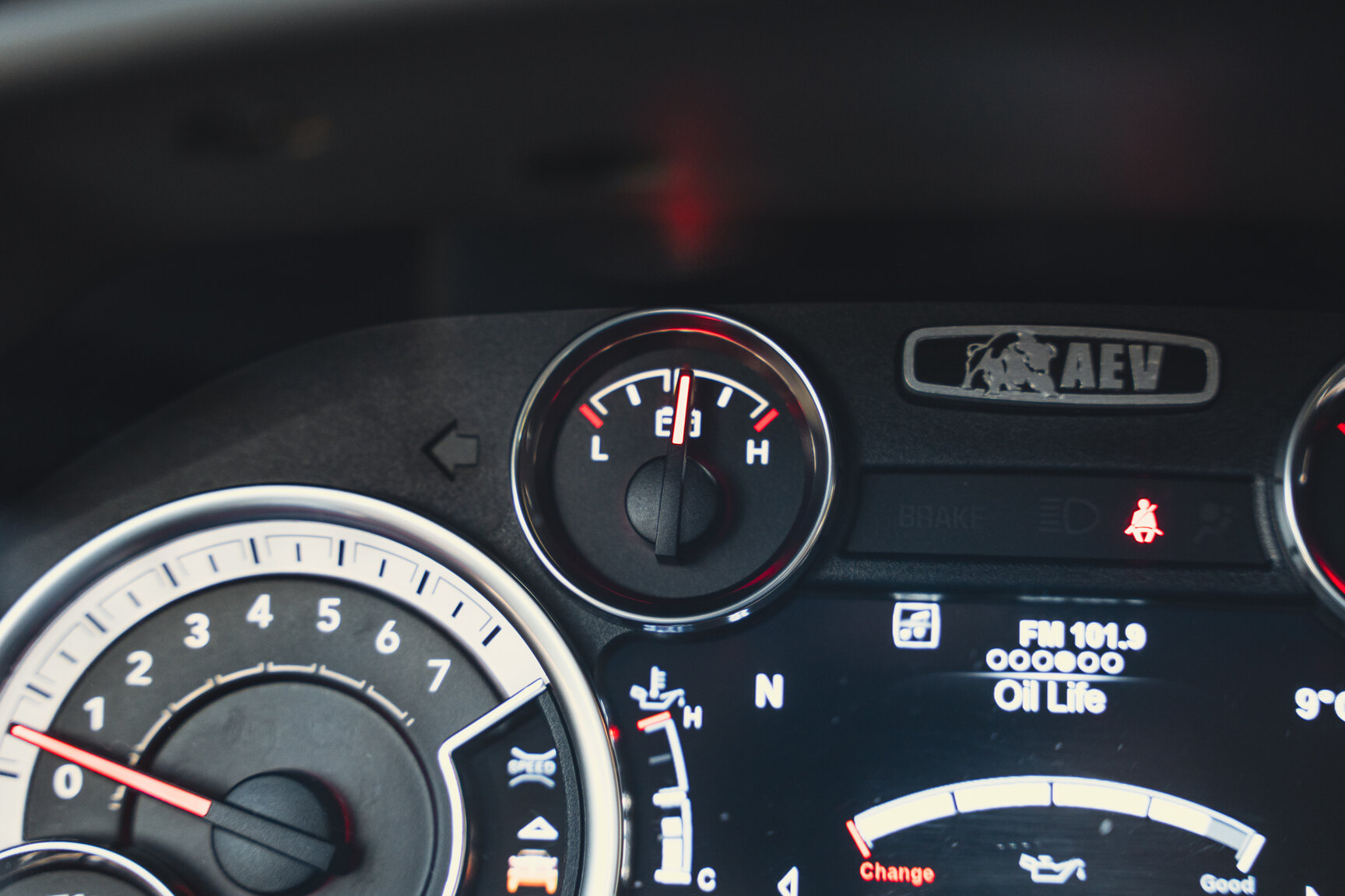 Innenraumfoto von 2017 Dodge Ram 1500 AEV (17)