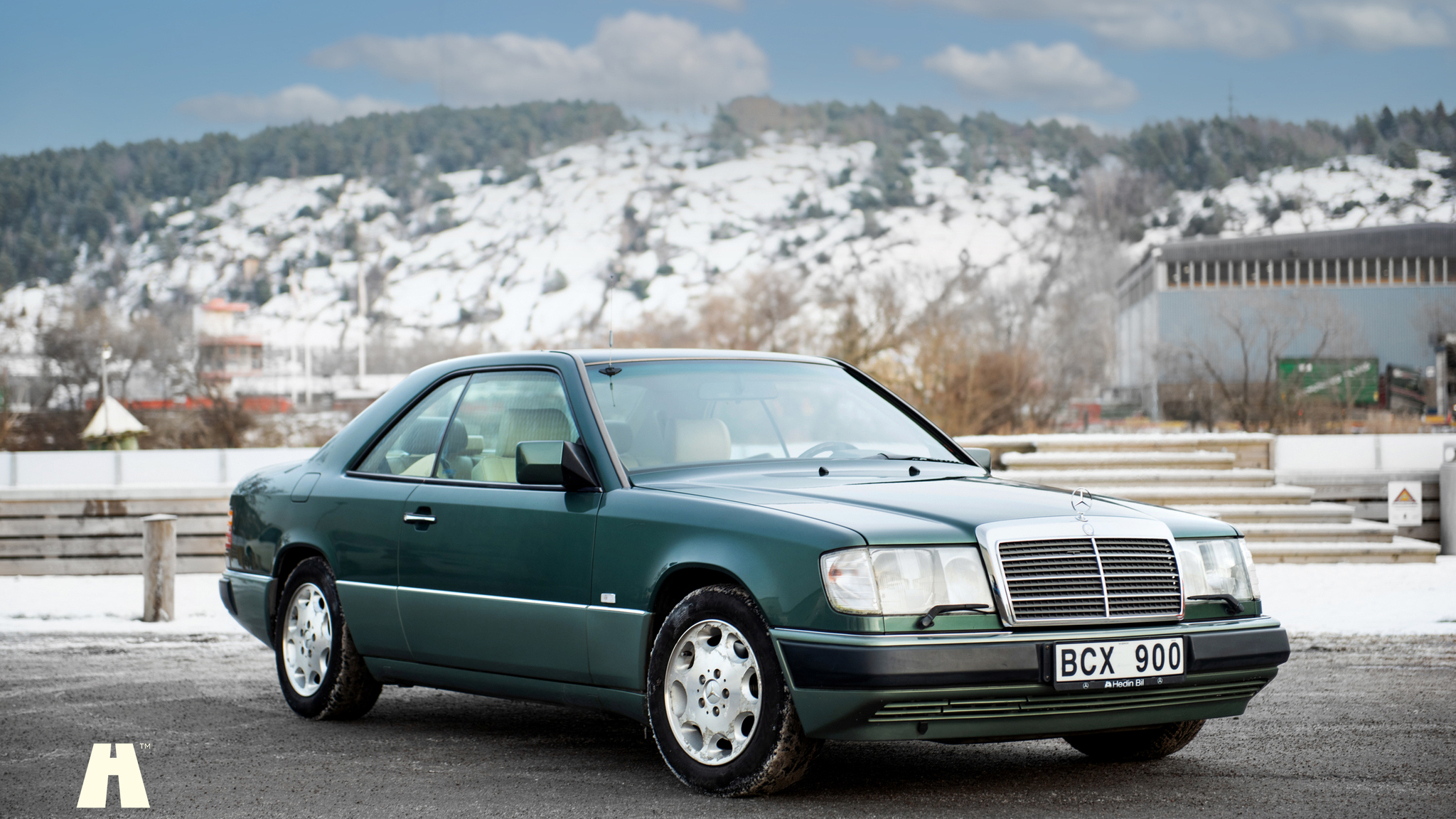 Exterior image of 1992 Mercedes 230 CE
