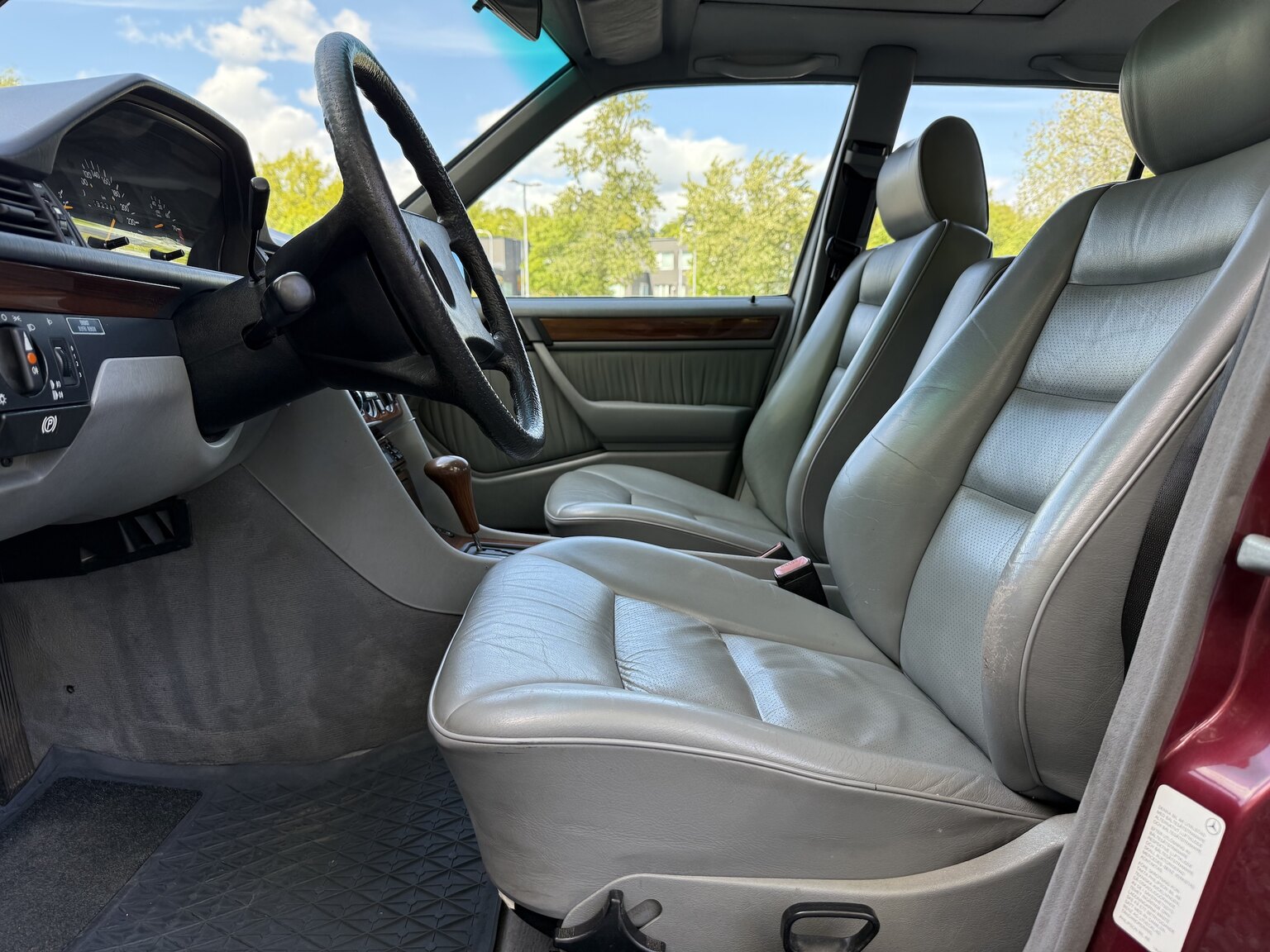 Interior image of 1991 Mercedes-Benz 300 E-24