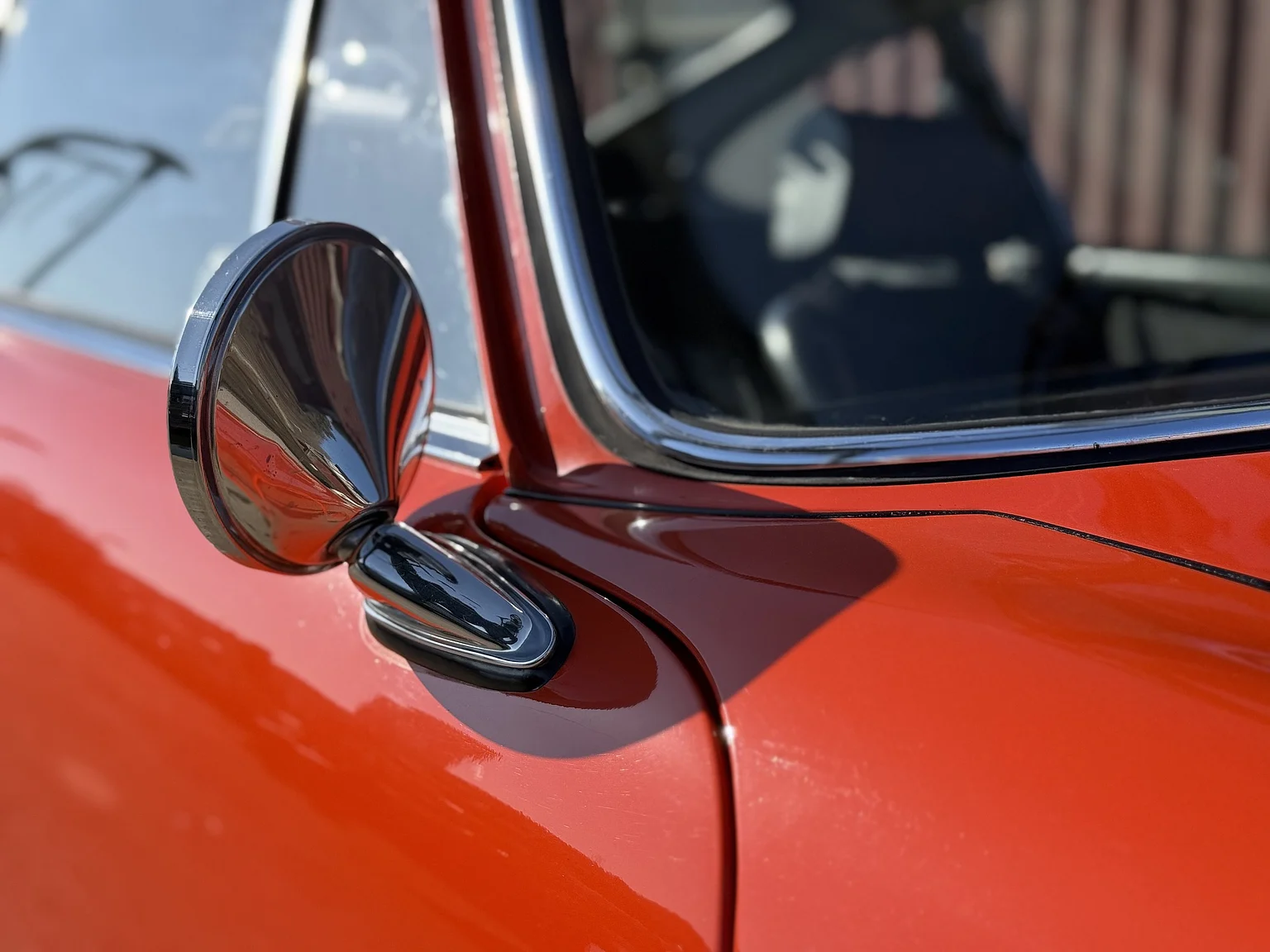Exterior image of 1971 Porsche 911 S  (59)