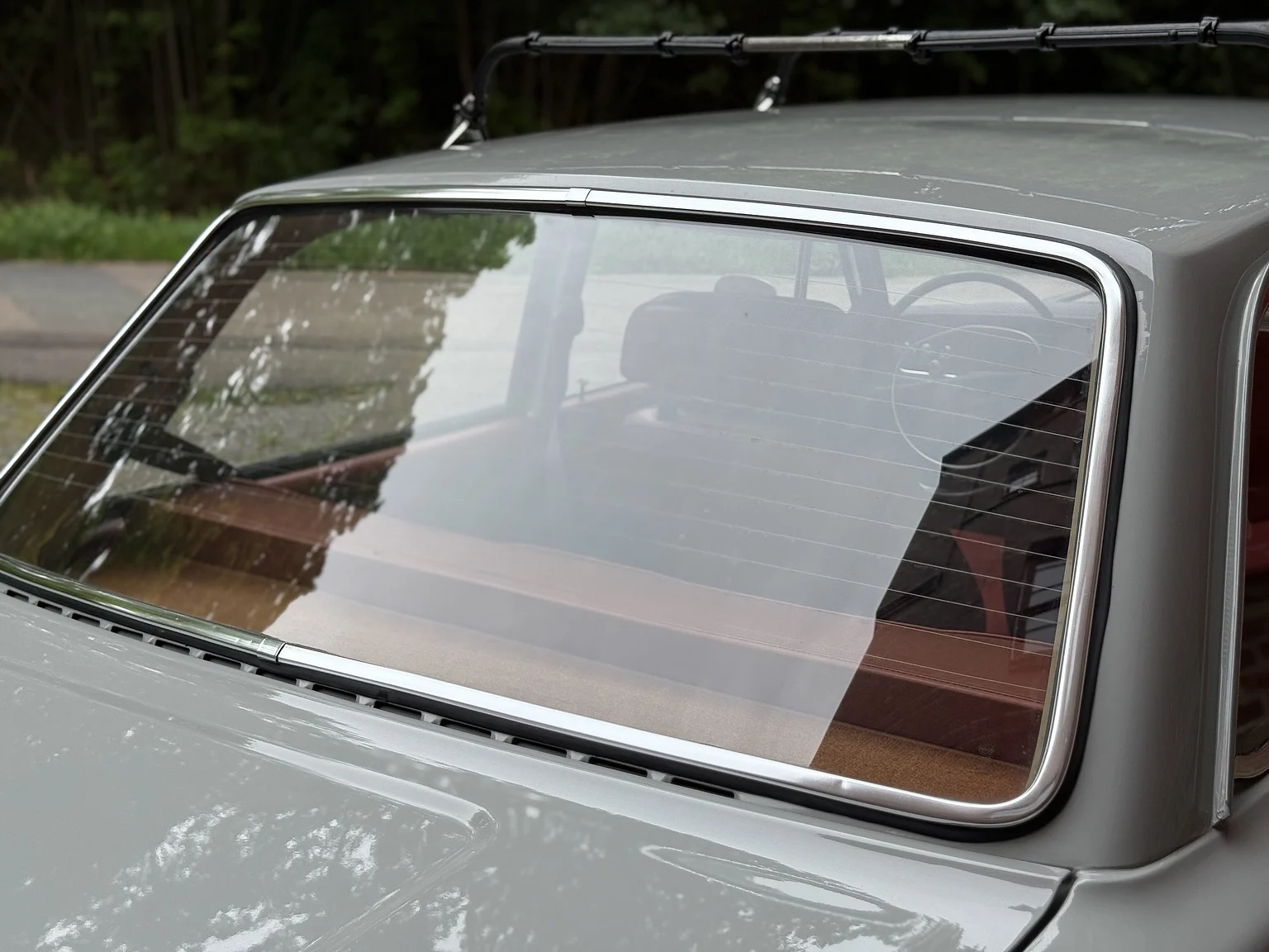 Exteriörbild på 1970 Volvo 142 2.0 Automatic (31)