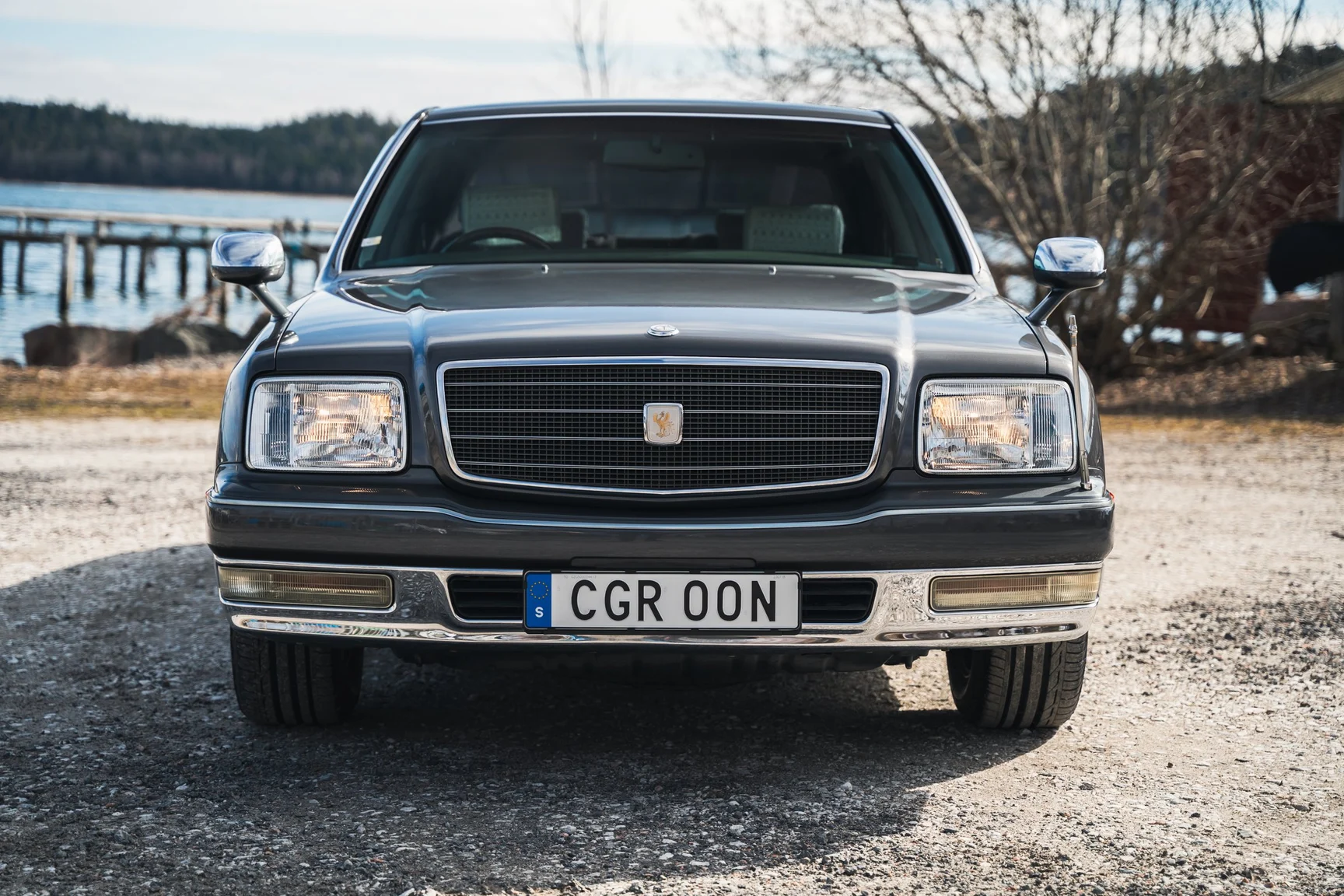 Aussenfoto 2000 Toyota Century V12 G50 (8)