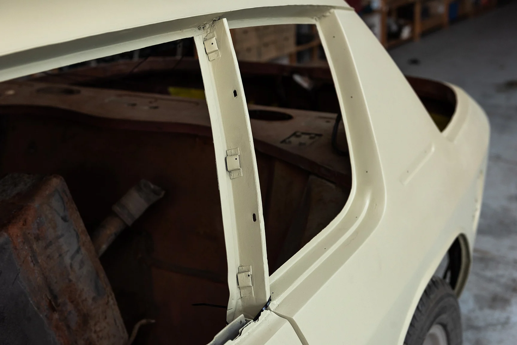 Aussenfoto 1968 Jensen Interceptor (20)