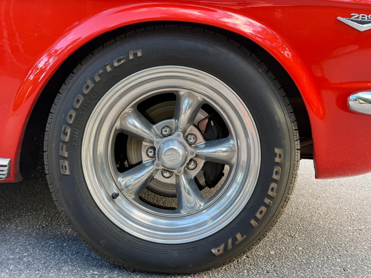 Aussenfoto 1965 Ford Mustang Cabriolet (68)