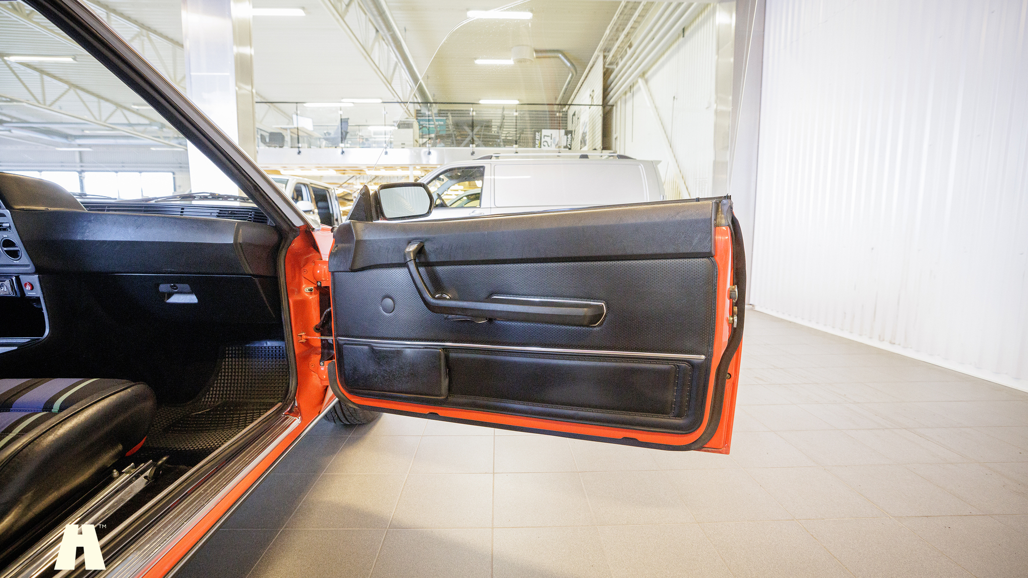 Innenraumfoto von 1979 Alpina B7 Turbo