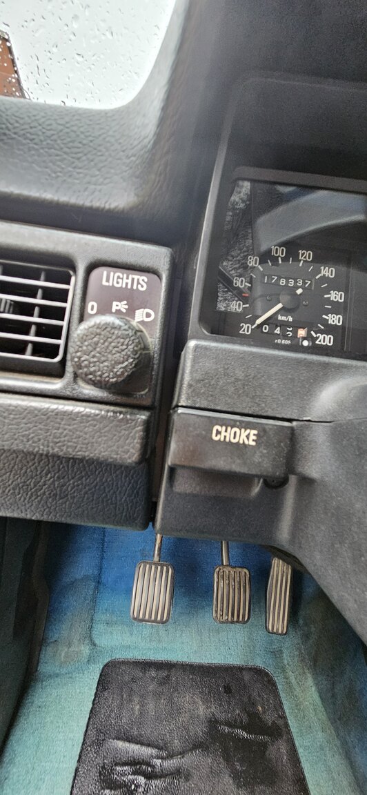 Innenraumfoto von 1977 Volvo 242