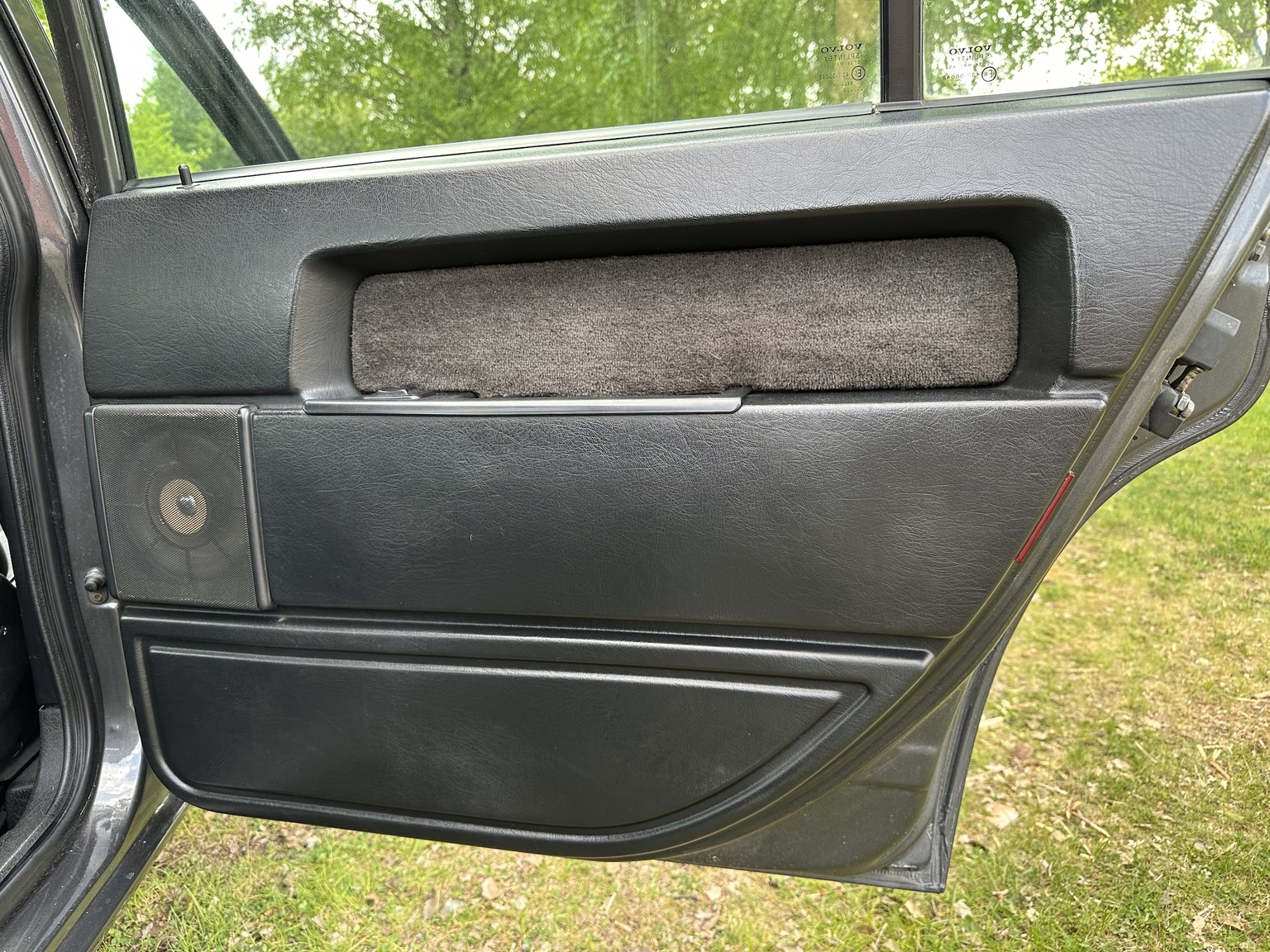 Interior image of 1990 Volvo 740 Turbo 16s