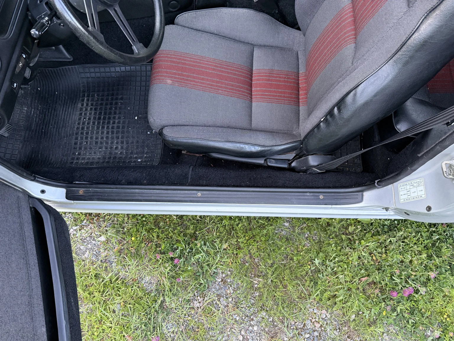 Innenraumfoto von 1983 Mazda RX-7 (9)