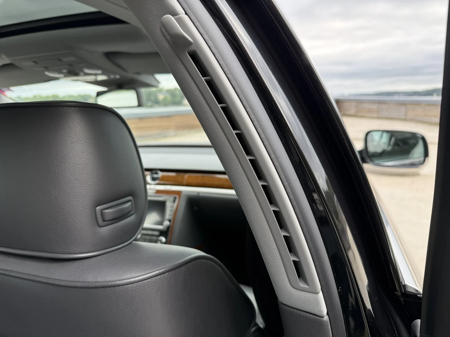 Interior image of 2013 Volkswagen Phaeton 3.0 TDI (68)