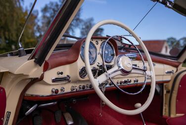 Interior image of 1958 Mercedes-Benz 190SL