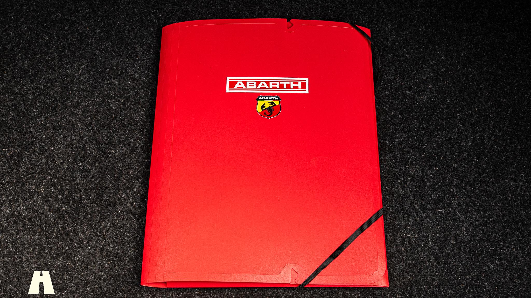 Documentation for 2016 Abarth 595 Competizione (1)