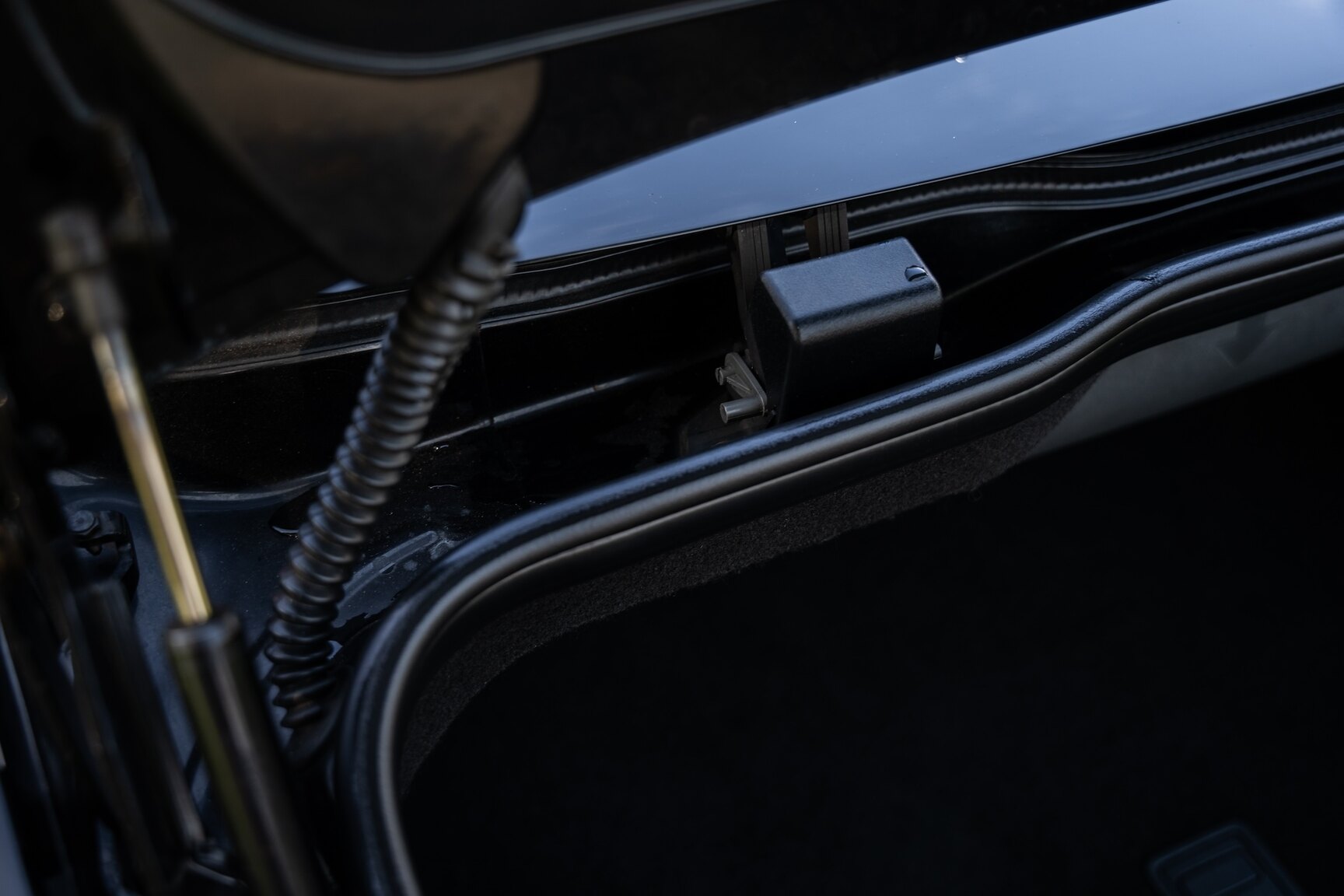 Interior image of 2009 Mercedes-Benz CLK 550