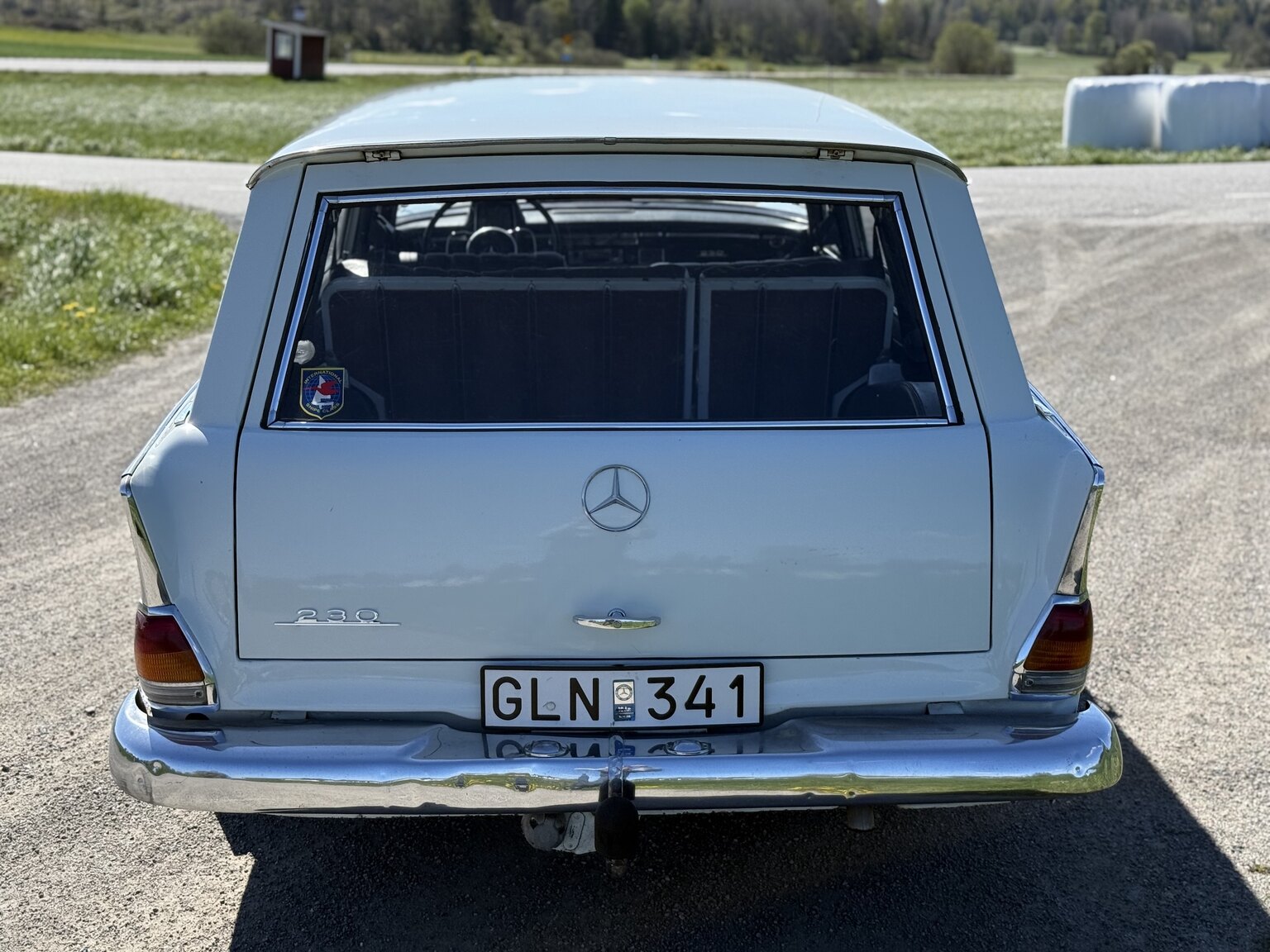 Exterior image of 1967 Mercedes-Benz 230 Safari