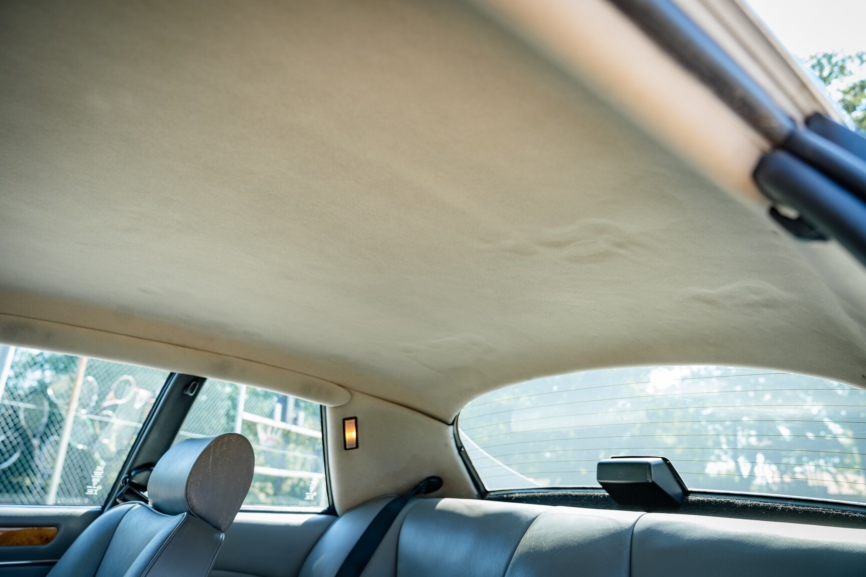 Interior image of 1985 Jaguar XJ-S HE