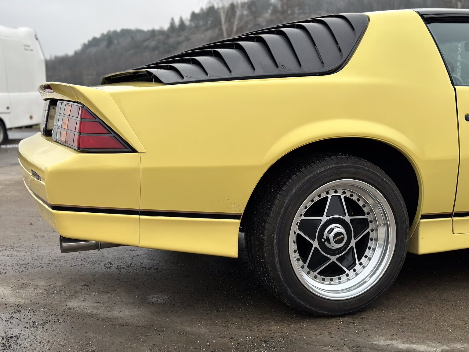 Aussenfoto 1987 Chevrolet Camaro Z28