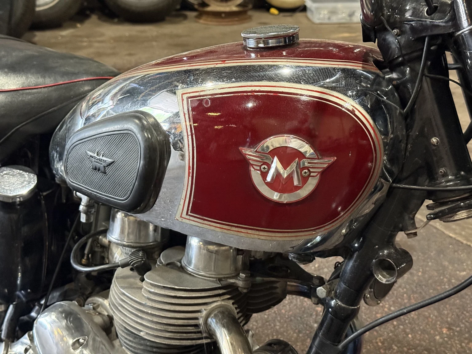 Exteriörbild på 1955 Matchless G 9 (6)