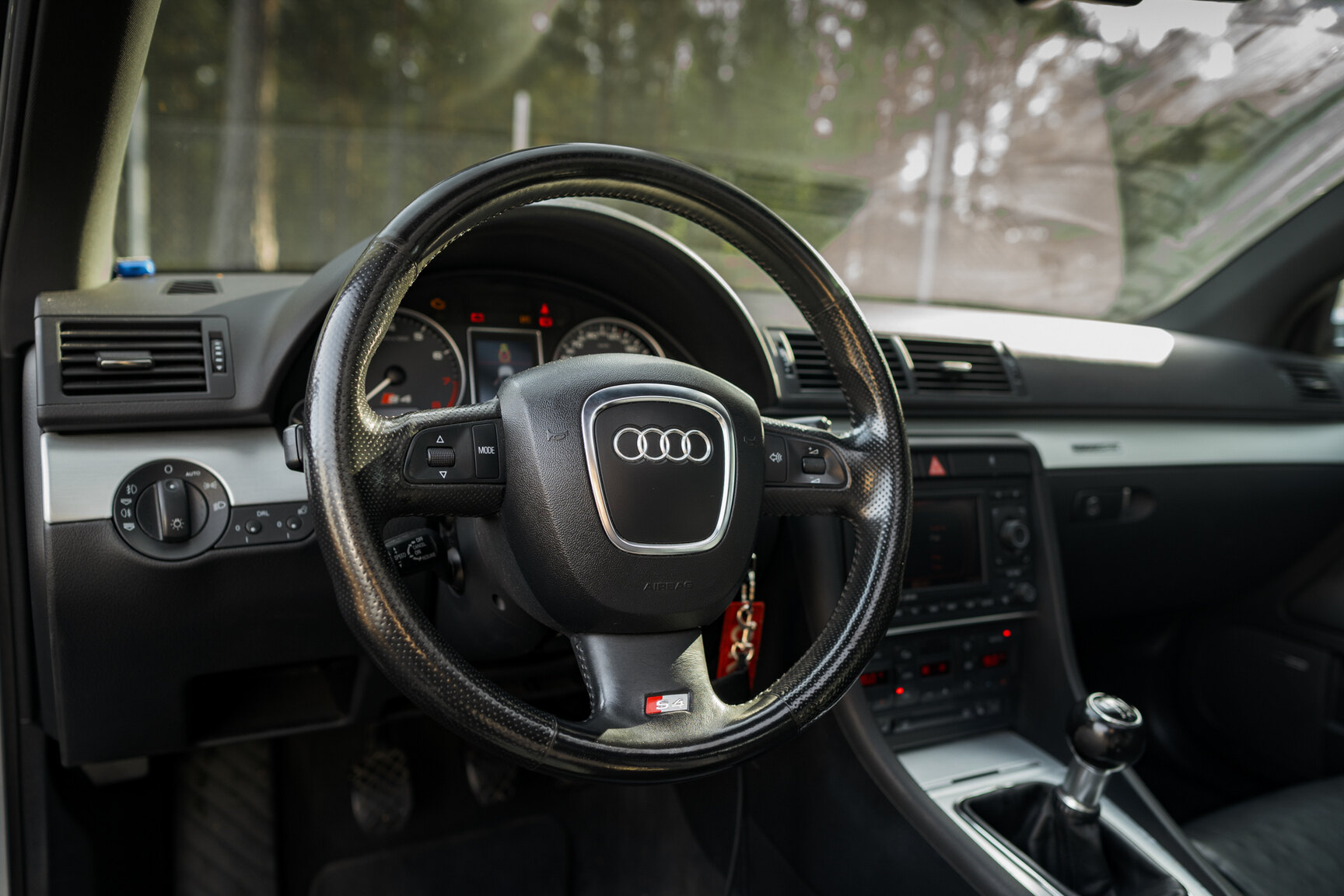 Interiörbild 2005 Audi S4 Avant (8)