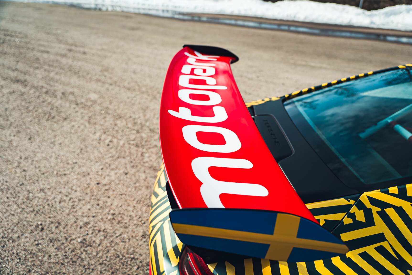 Exteriörbild på 2016 Porsche 911 GT3 RS PDK "Rally Build"