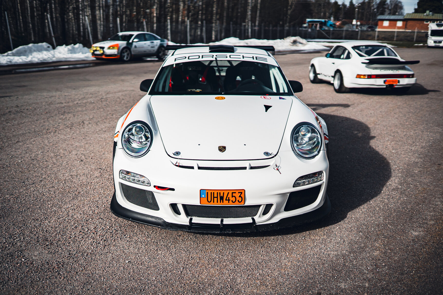 Exteriörbild på 2011 Porsche 911 GT3 Rally Car