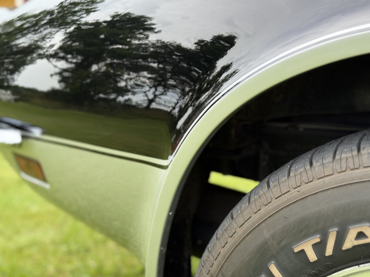 Exterior image of 1973 Chevrolet Corvette Stingray