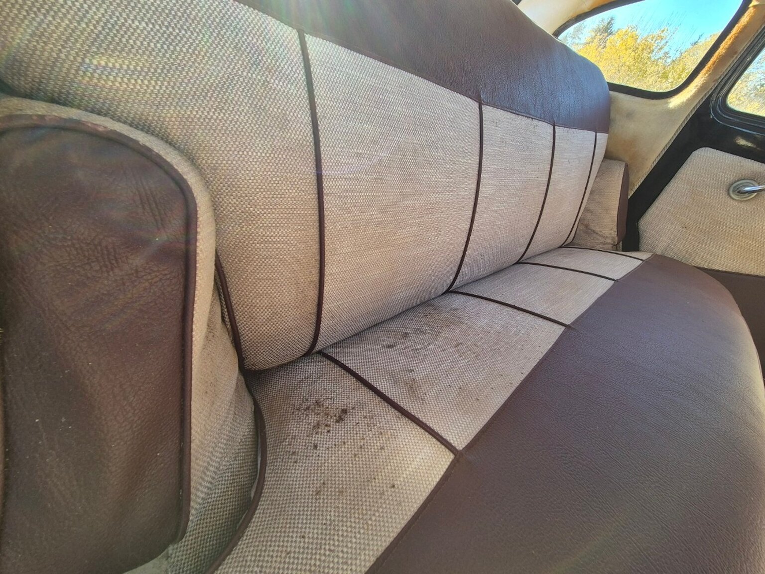 Interior image of 1954 Ford Vedette 3.9 V8