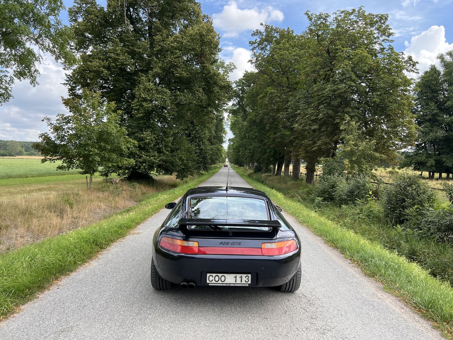 Exteriörbild på 1993 Porsche 928 GTS