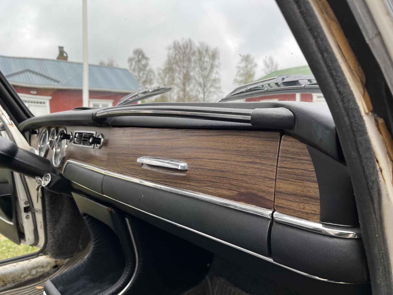 Interior image of 1965 BMW 1800