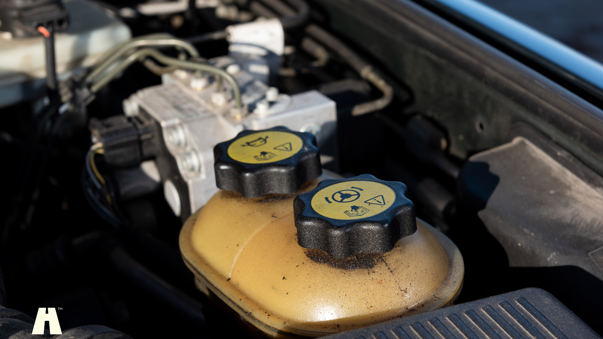 Image of 1999 Land Rover Discovery 2 mechanics