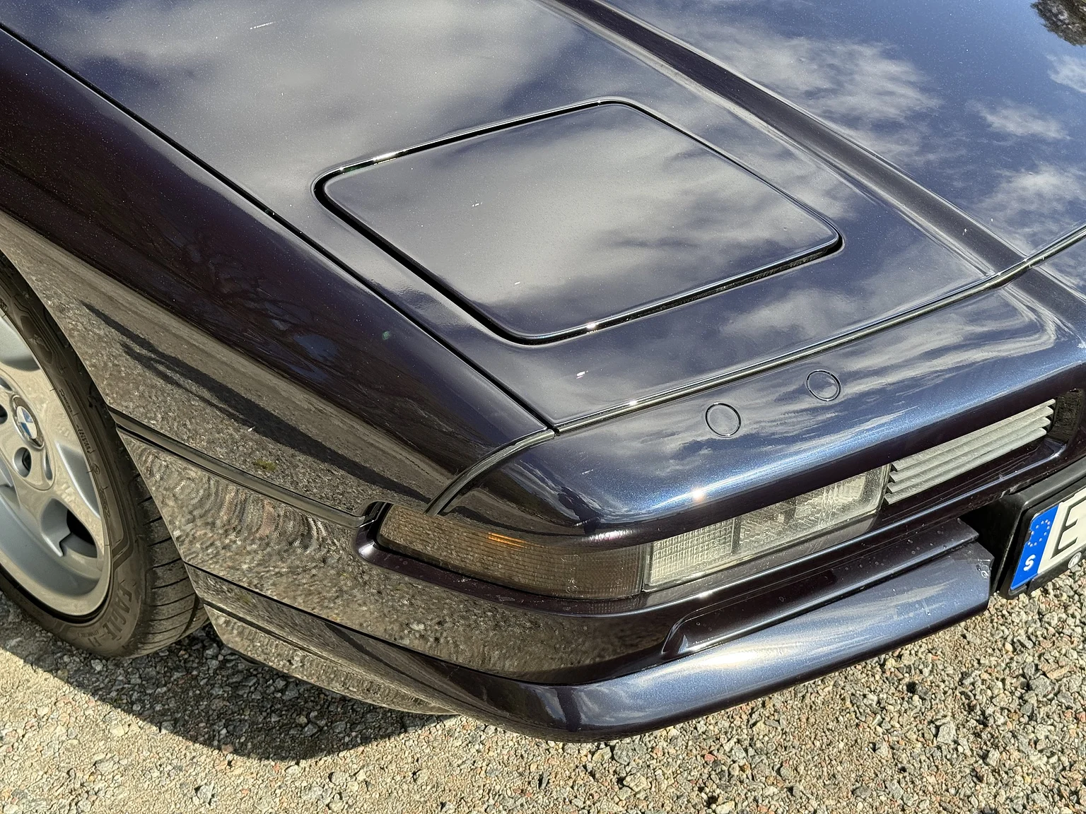 Exterior image of 1994 BMW 840Ci (38)