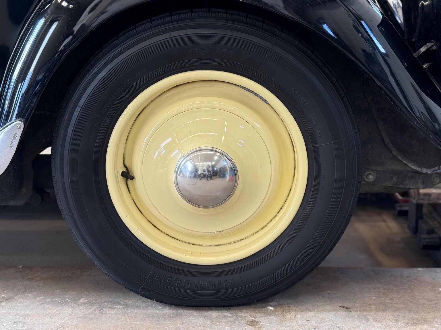 Exterior image of 1939 Citroën Berline 11 Sport Convertible