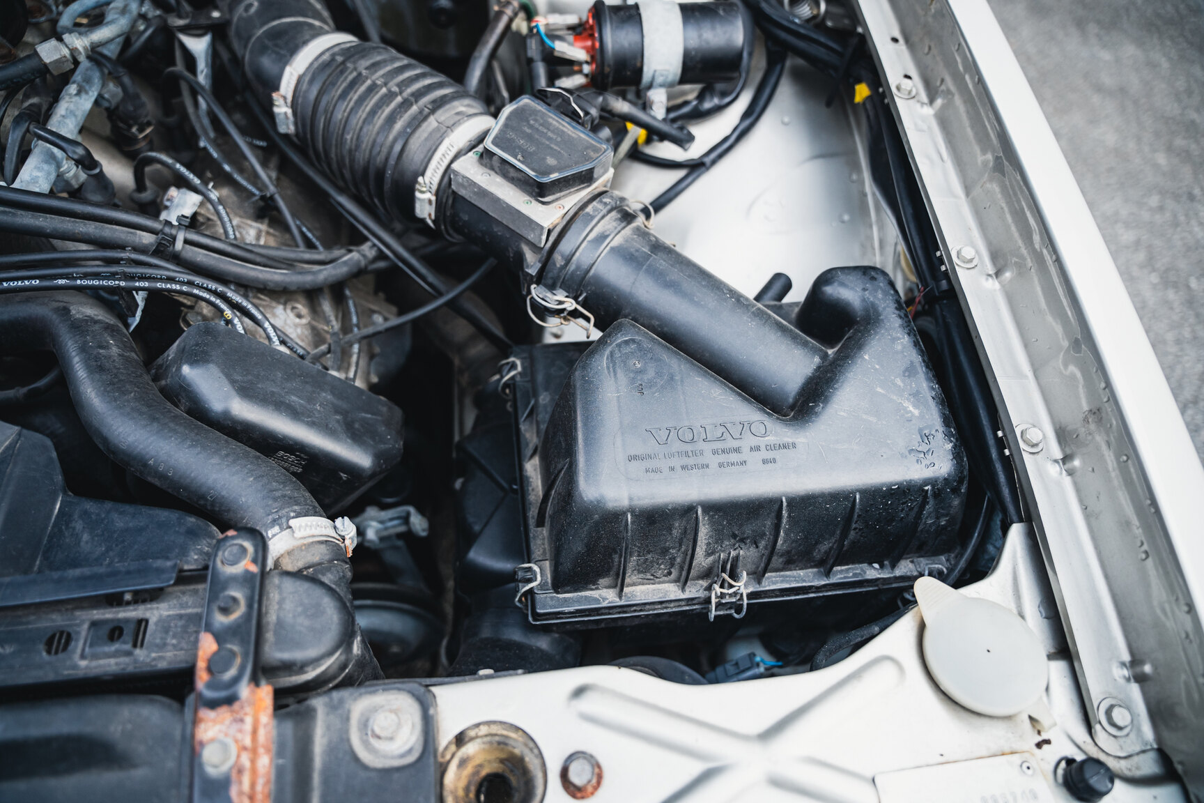 Image of 1988 Volvo 780 Bertone Coupé mechanics