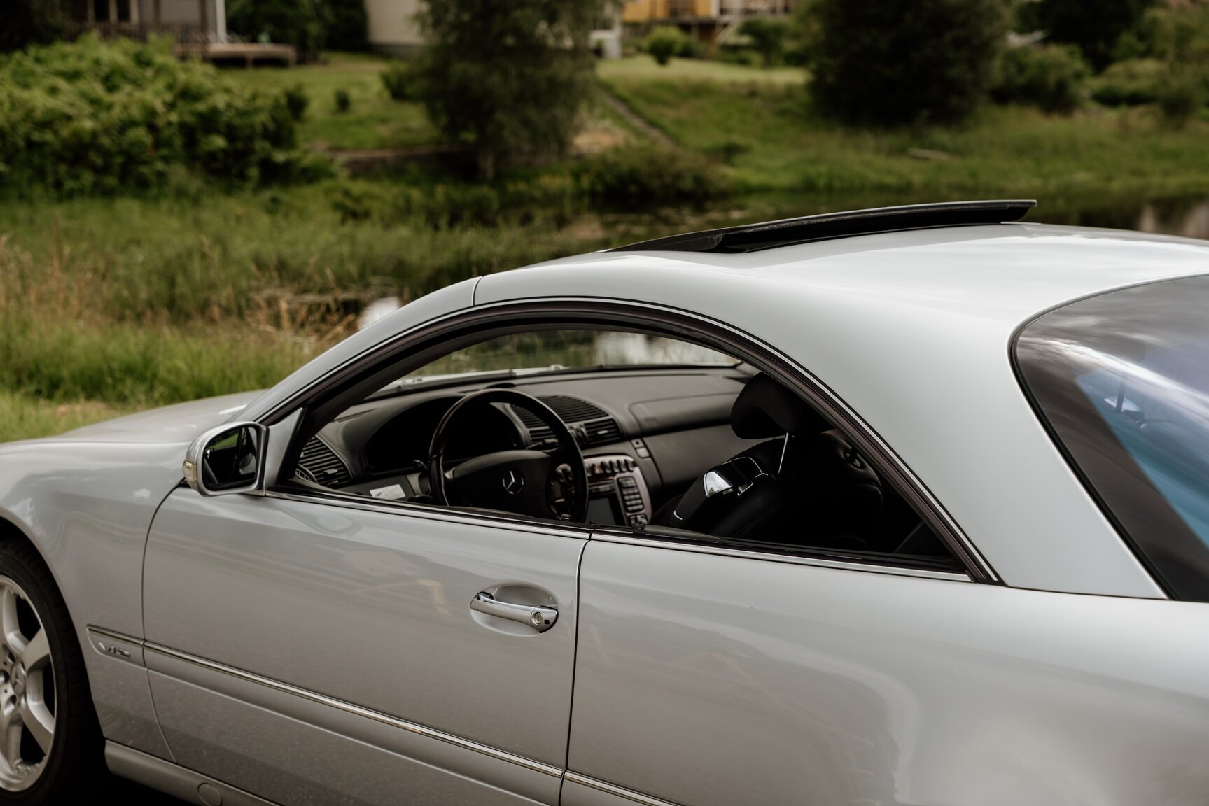 Exteriörbild på 2002 Mercedes-Benz CL 600