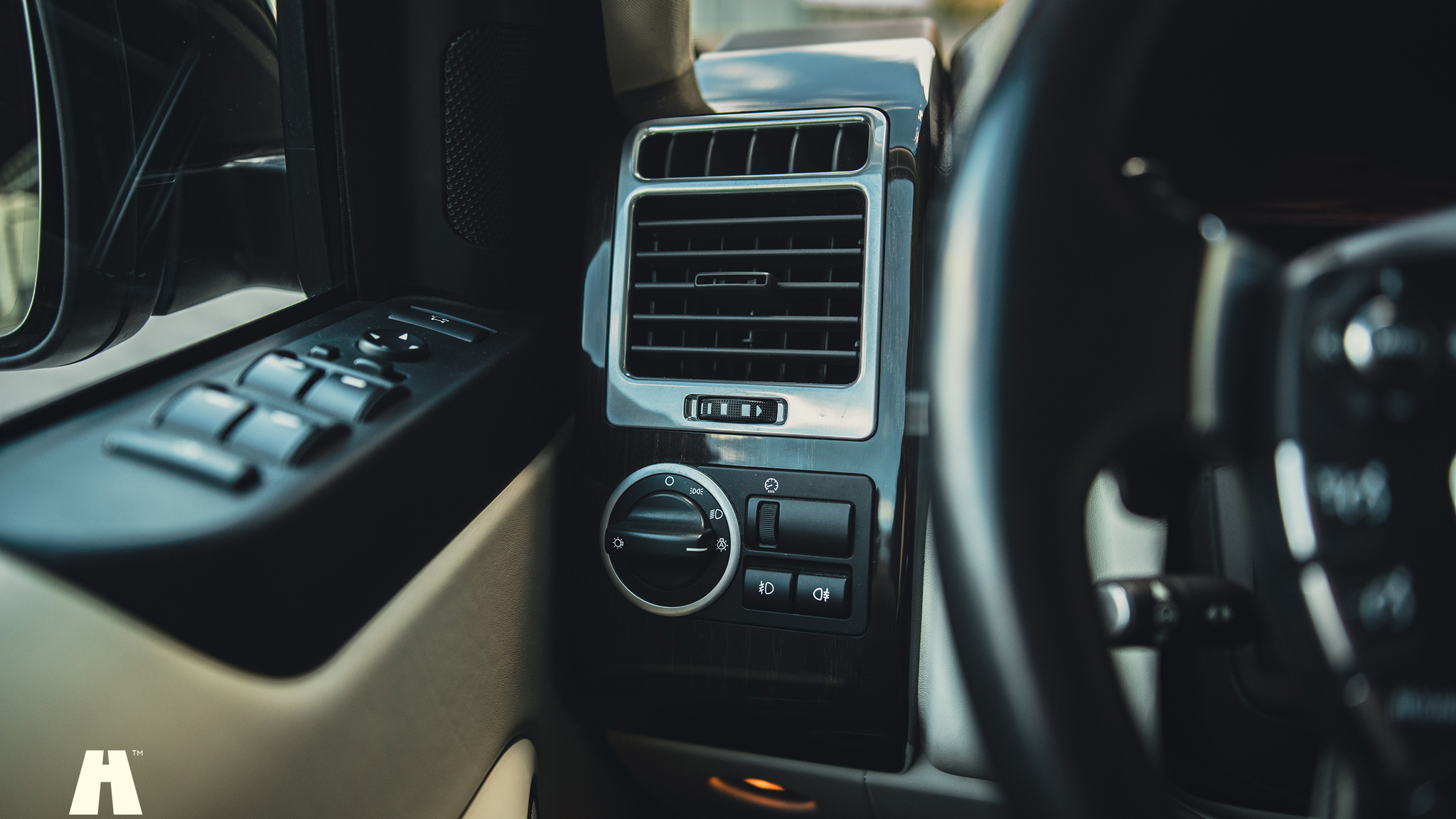 Interiörbild 2011 Range Rover TDV8 Autobiography  (28)