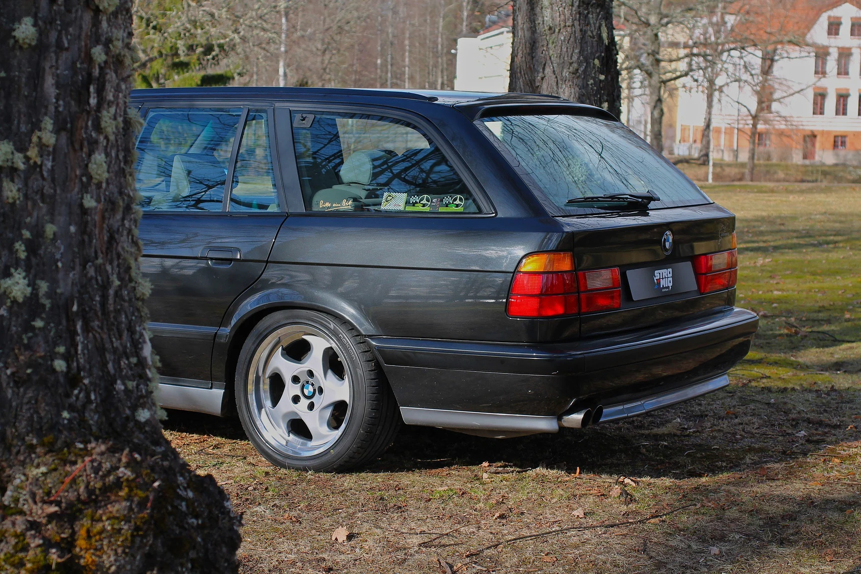 Aussenfoto 1993 BMW E34 M5 Touring  (144)