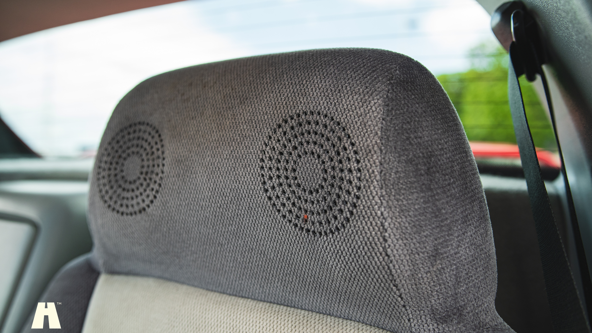 Interior image of 1985 Pontiac Fiero GT (57)